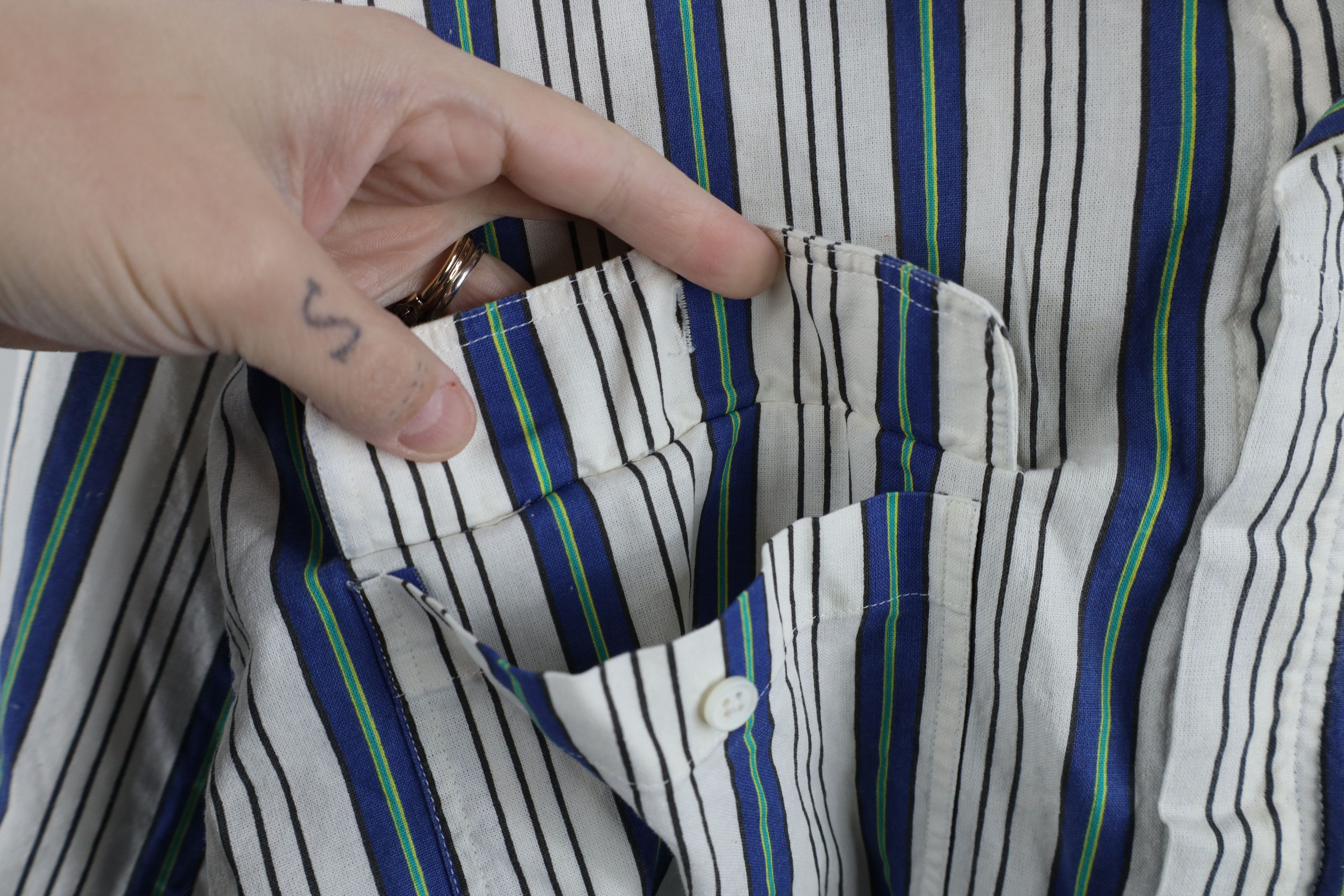 Vintage Vintage 90s Streetwear Striped Short Sleeve Button Shirt Size US S / EU 44-46 / 1 - 7 Thumbnail