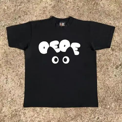 VIBE Misaki x Maya Black casual retro cat eyes print t-shirt Size US M / EU 48-50 / 2 - 3 Thumbnail