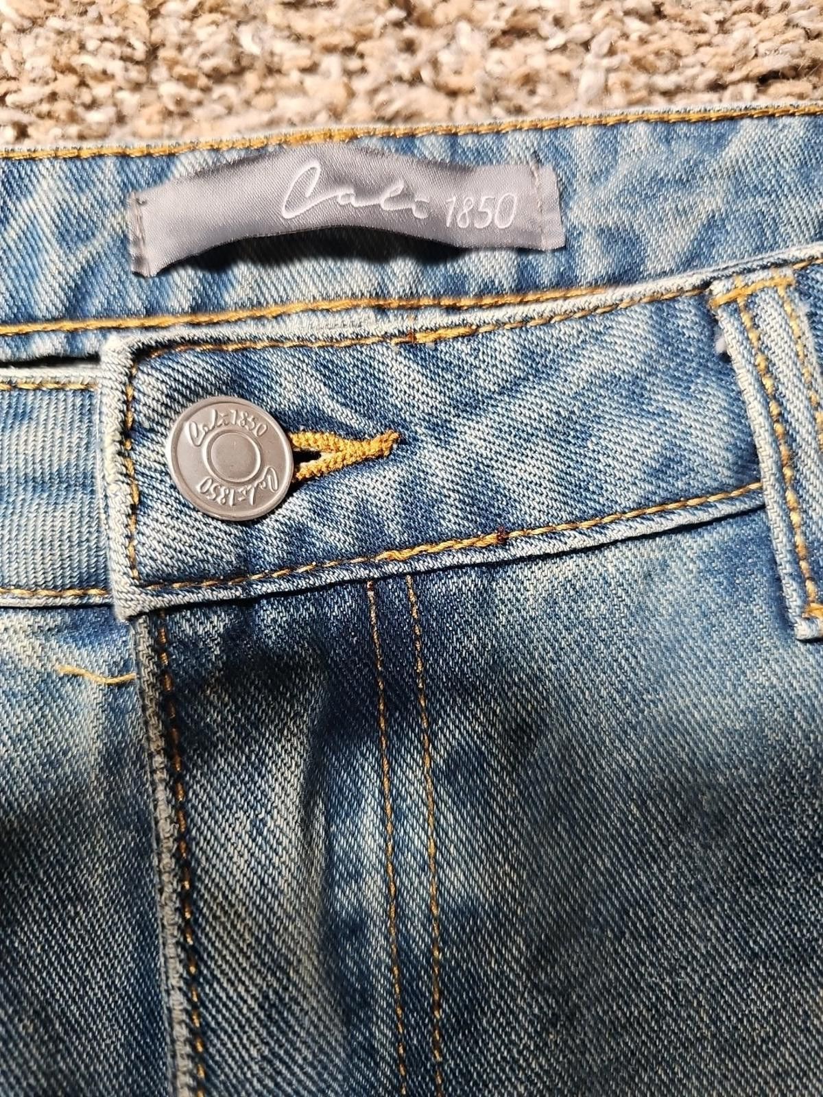 Celine Cali 1850 Jeans 11/30 Size 30" / US 8 / IT 44 - 2 Thumbnail