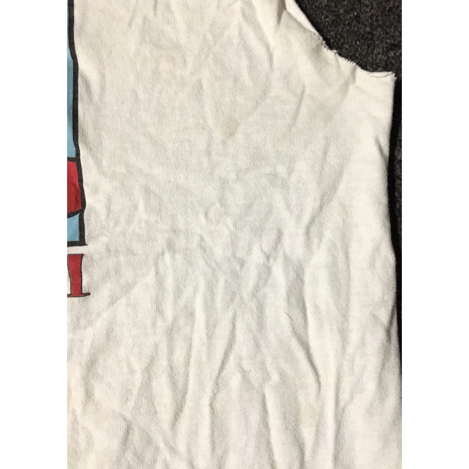 Fruit Of The Loom VINTAGE 90s Action Girl faded distressed shirt M White USA Shirt Mens Sleeveless Distressed Grunge Punk Anime Cartoon Art Fashion Size US M / EU 48-50 / 2 - 4 Thumbnail