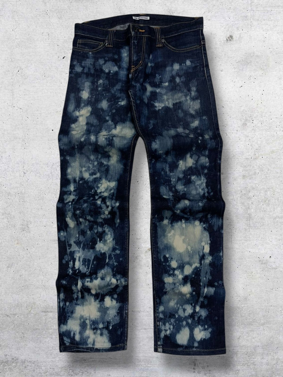 Tornado Mart HARE JAPAN 90S DESIGNER RARE BLEACH DARK INDIGO RUGGED JEAN Size US 32 / EU 48 - 1 Thumbnail