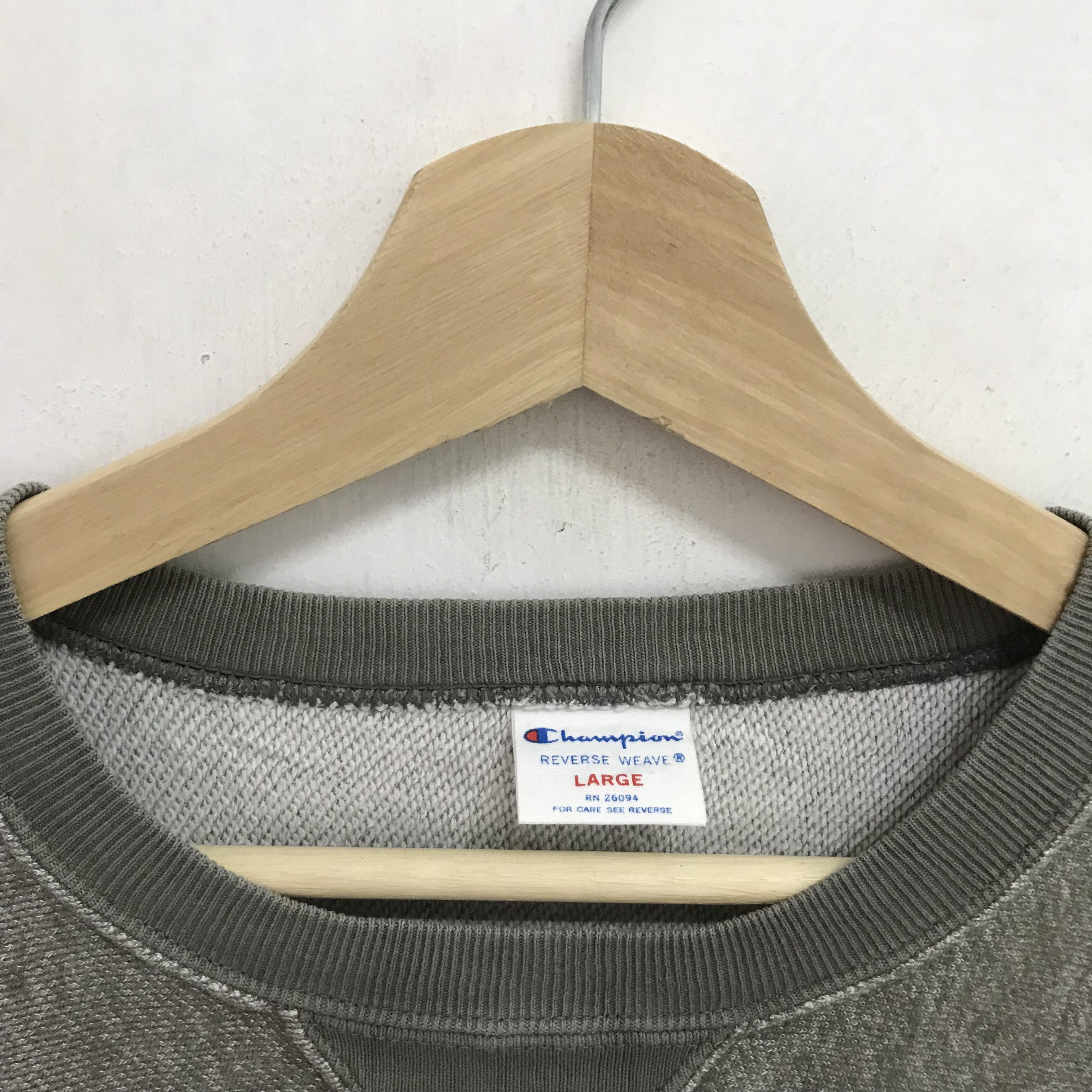 Champion Vintage Champion Grey Sweatshirt Small Champion - 191 Size US L / EU 52-54 / 3 - 7 Thumbnail