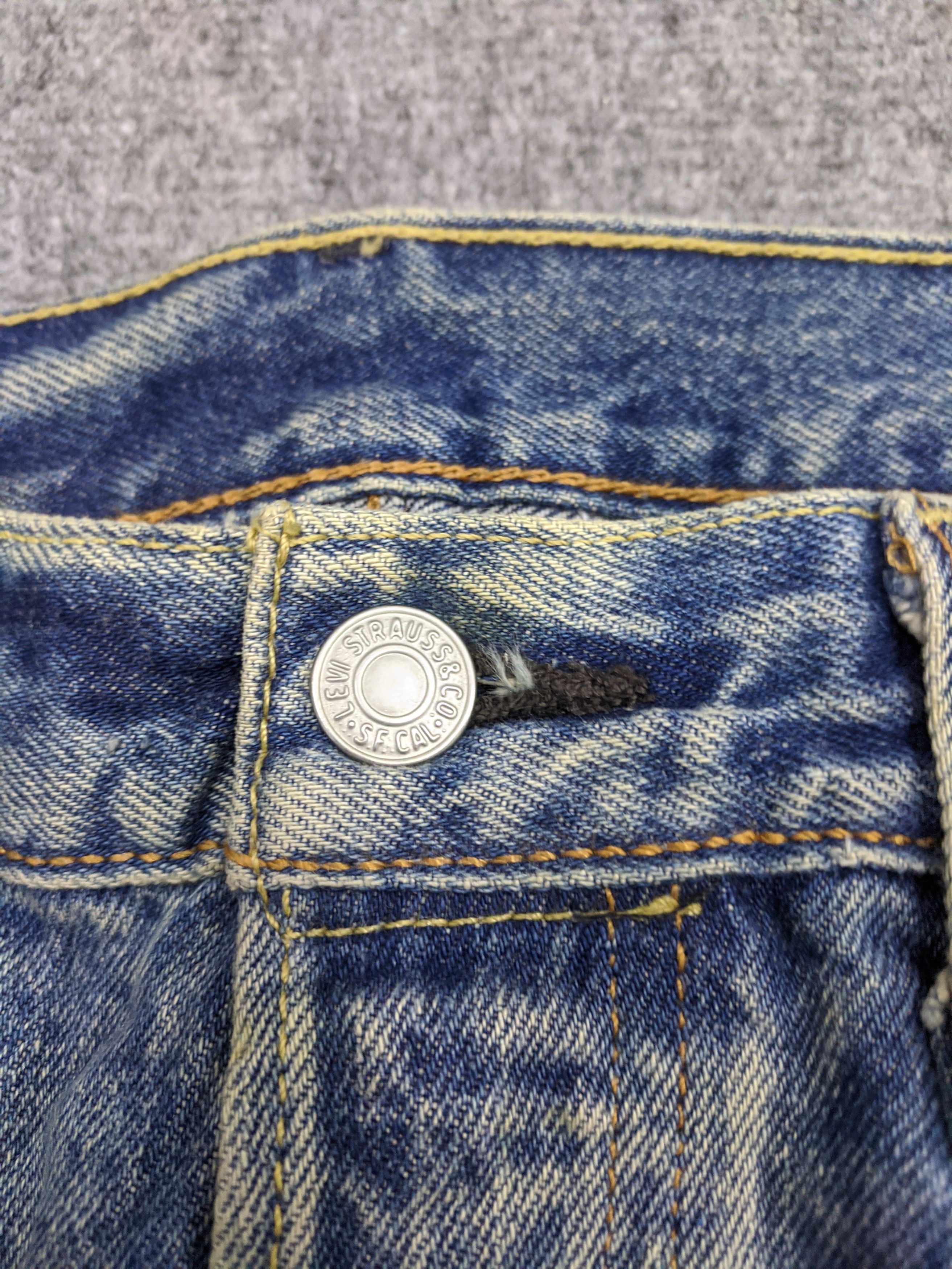Levi's × Vintage Vintage Distressed Levis 501 Faded Blue Jeans 33x33 Size US 33 - 15 Thumbnail