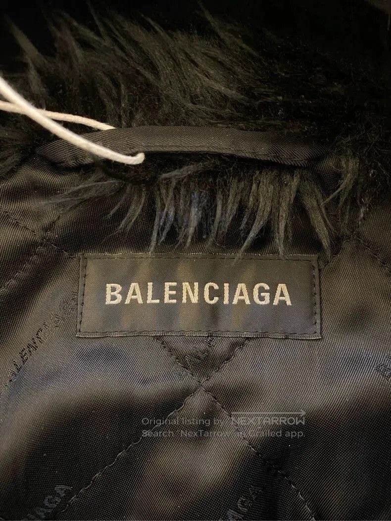 Balenciaga Balenciaga Heavy Fur Coat with Zipper . Size US L / EU 52-54 / 3 - 6 Thumbnail