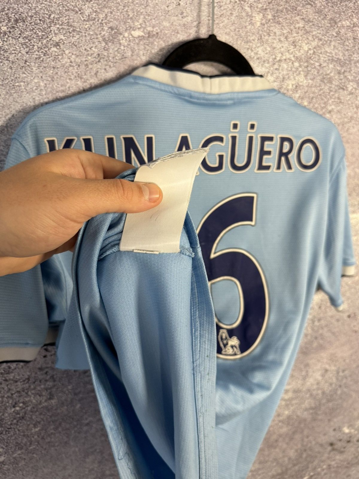 Nike × Vintage KUN AGUERO Vintage Manchester City 2013/14 Nike Jersey Size US S / EU 44-46 / 1 - 20 Thumbnail