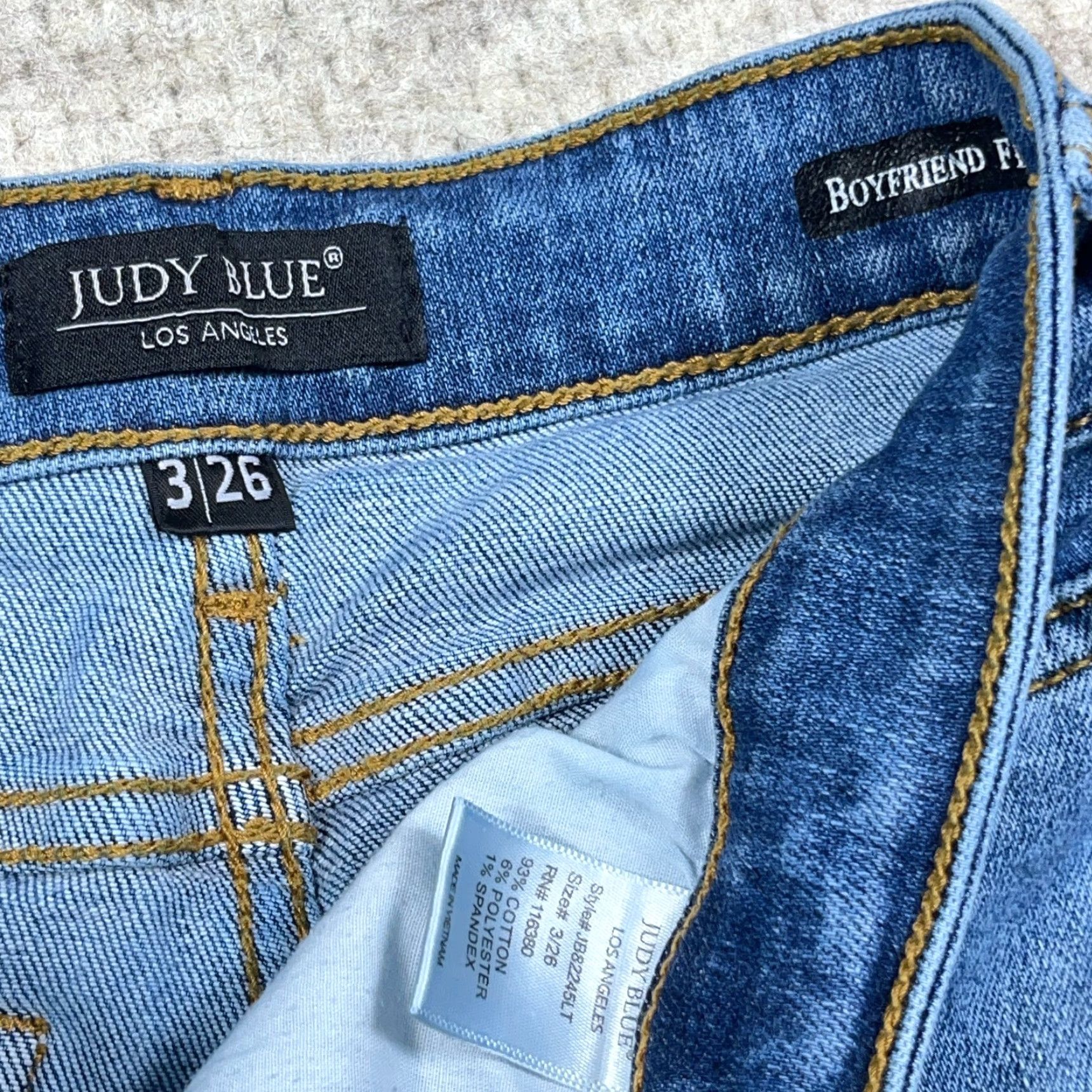 Vintage Judy Blue Jeans Women 3 Boyfriend Mid Wash Blue Distressed Pockets 5-Pocket Regular Size 26 in Waist 28 in Inseam Jeans Mens? Wait. Size 26" / US 2 / IT 38 - 4 Thumbnail