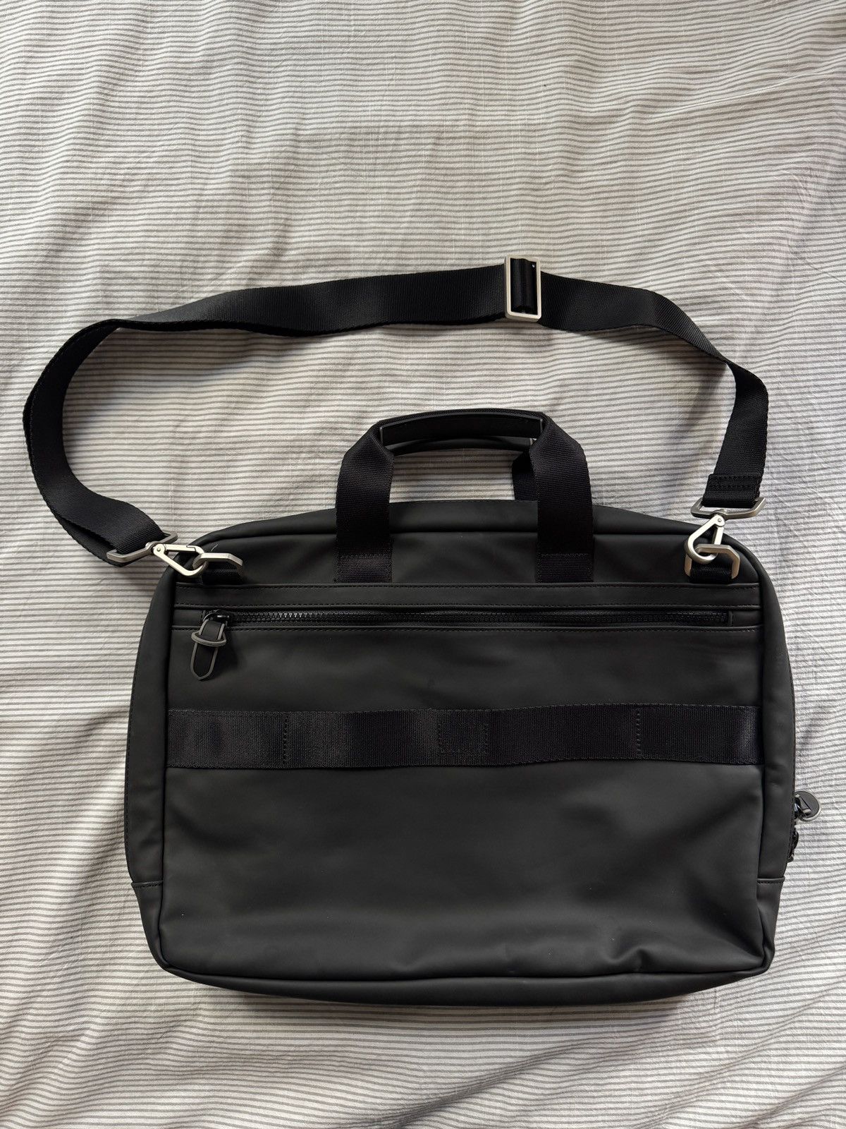 Anthracite messenger bac Mandarina Duck