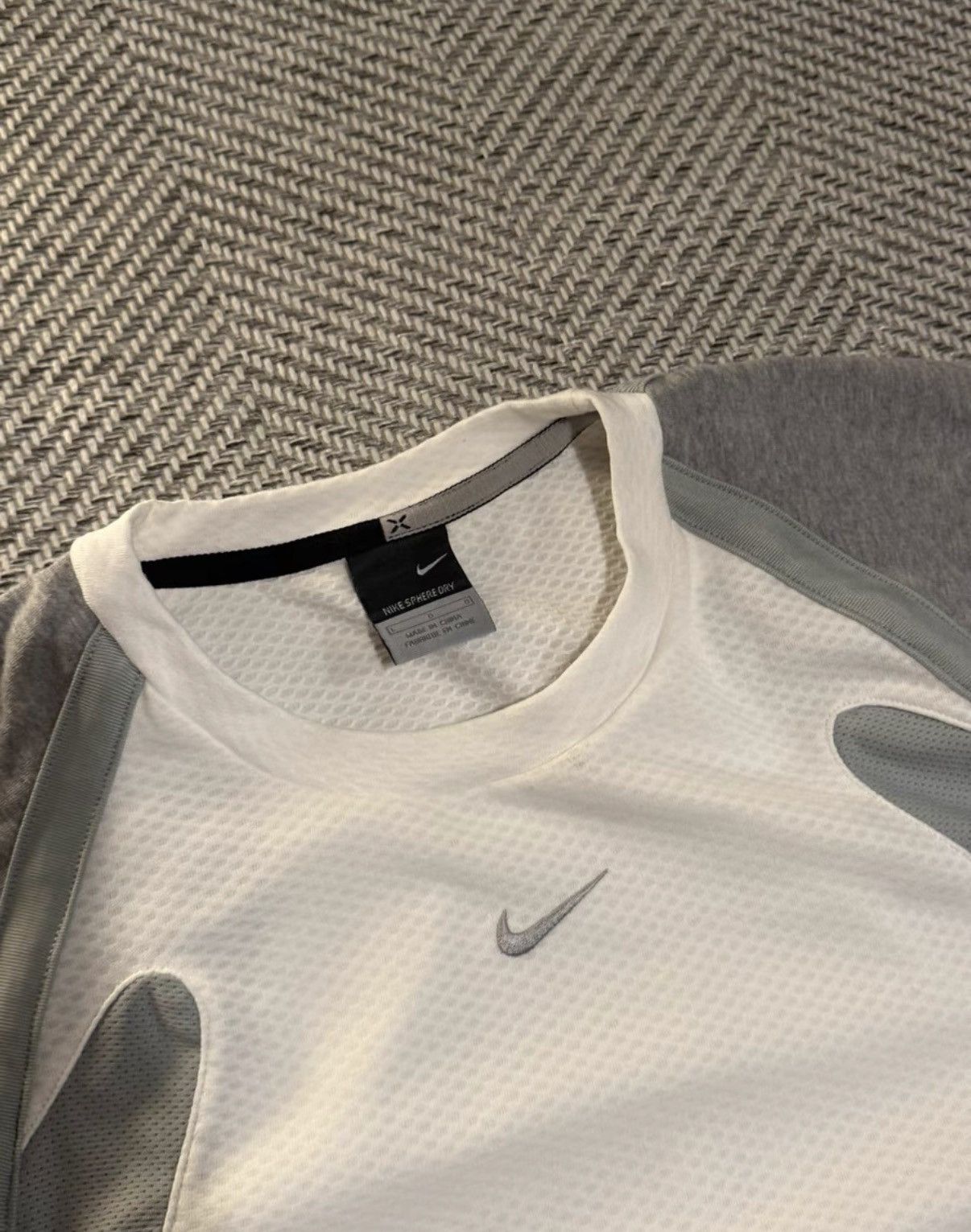 Nike Nike Vintage Tech Mesh Short Sleeve Tee K24 Size US L / EU 52-54 / 3 - 2 Thumbnail