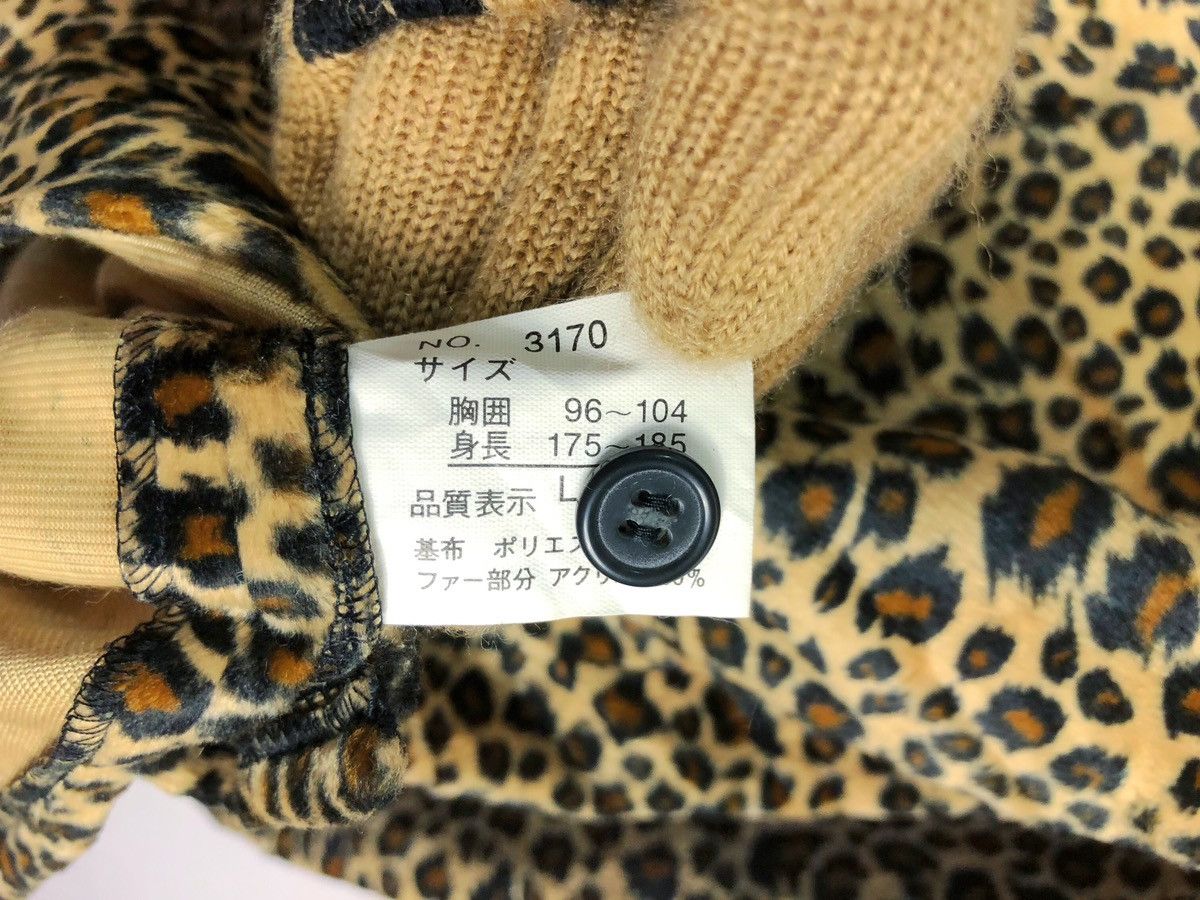 Vintage Rare 1278 N/G/T Japan Leopard Pattern Button Ups Shirt Size US L / EU 52-54 / 3 - 9 Thumbnail
