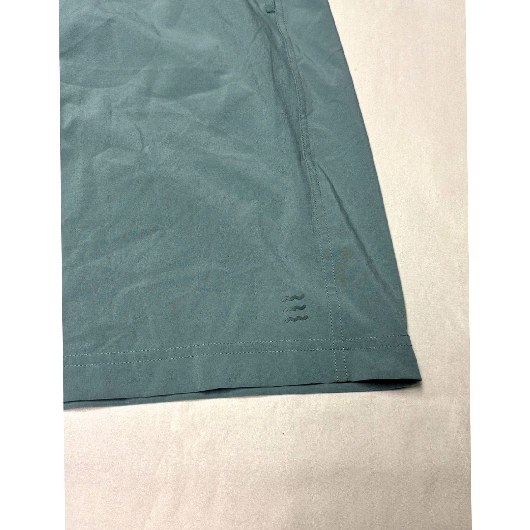 Vintage Free Fly Mens Shorts Blue Grey 2XL Inseam 7.5 36 Elastic Waist Lined Quick Dry Athletic Outdoor Sports Size US 39 - 2 Thumbnail