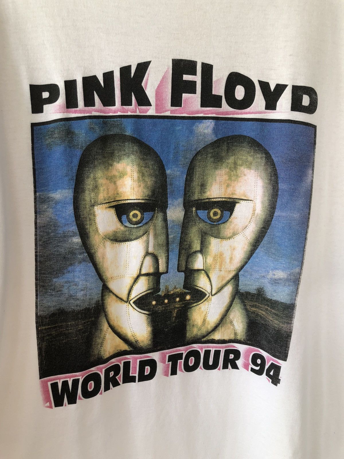 Band Tees × Pink Floyd × Vintage Vintage 90s PINK FLOYD World Tour 94 Band Tee Size US XL / EU 56 / 4 - 3 Thumbnail