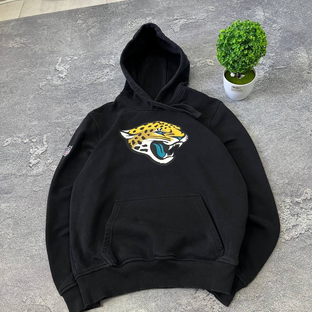 Vintage Jacksonville Jaguars Mens Black Pullover Hoodie NFL Size US S / EU 44-46 / 1 - 8 Thumbnail
