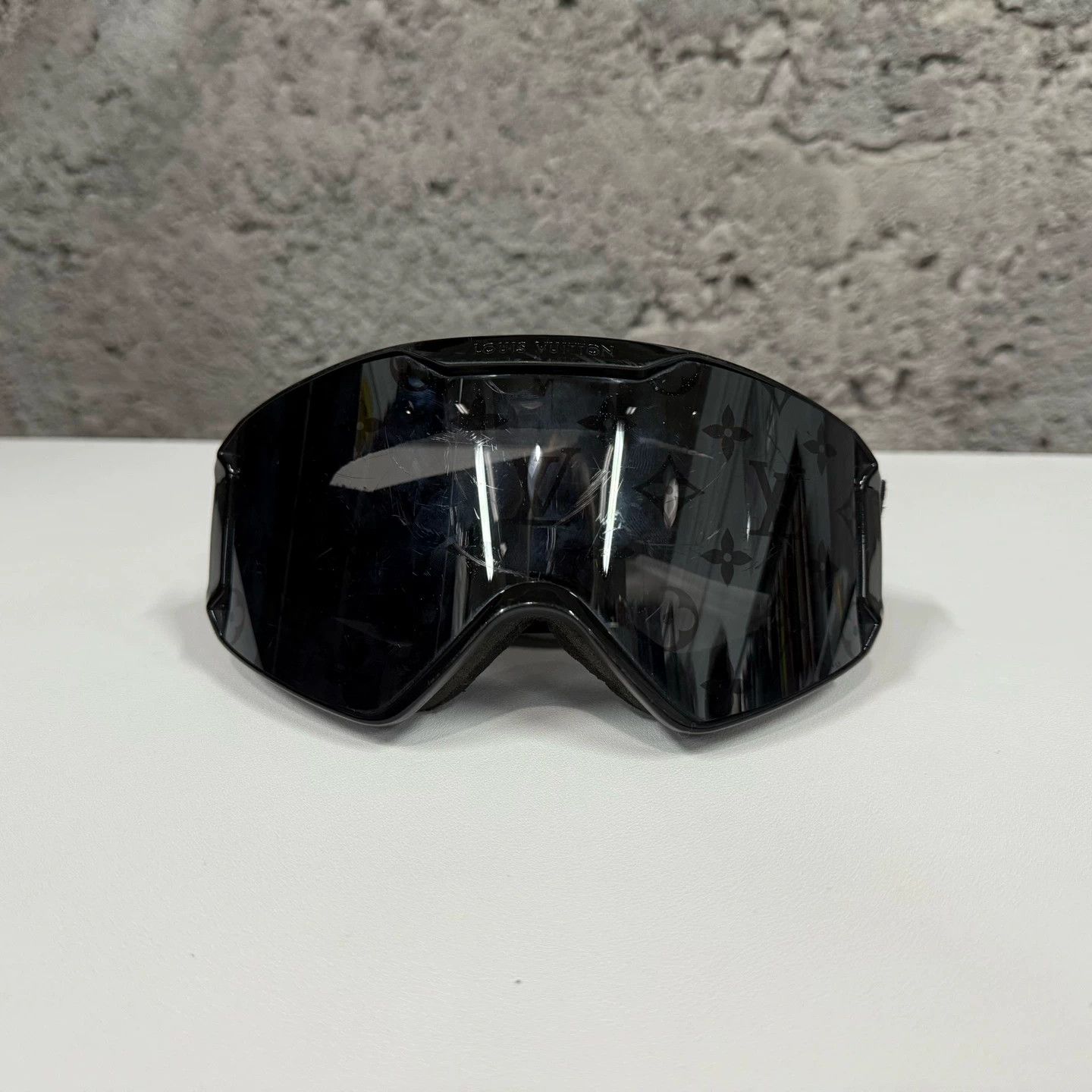 Louis Vuitton Louis Vuitton LV snow goggles Size ONE SIZE - 1 Thumbnail