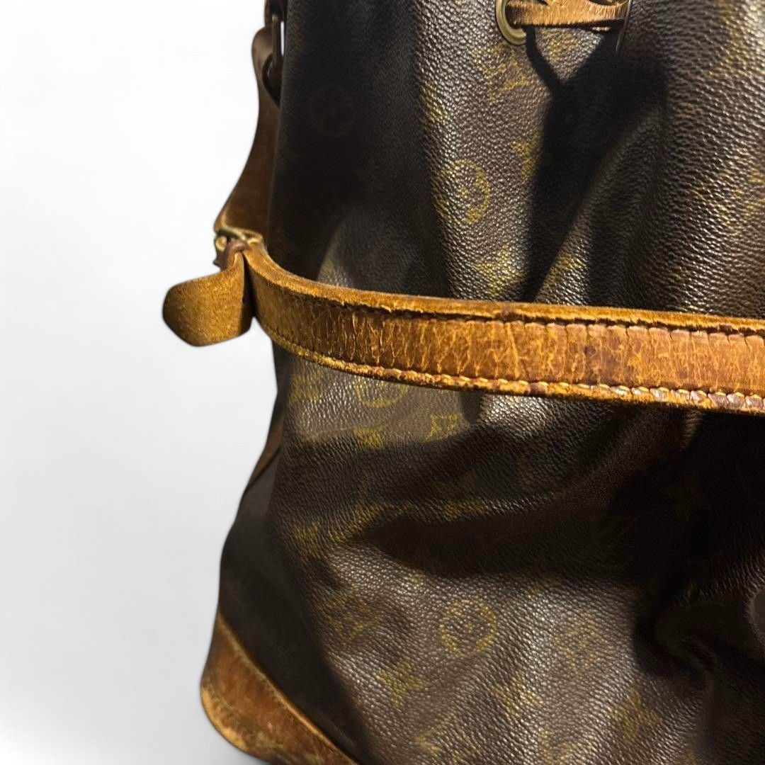 Louis Vuitton Louis Vuitton - Petit Noe Drawstring Shoulder Bag Monogram Size ONE SIZE - 6 Thumbnail