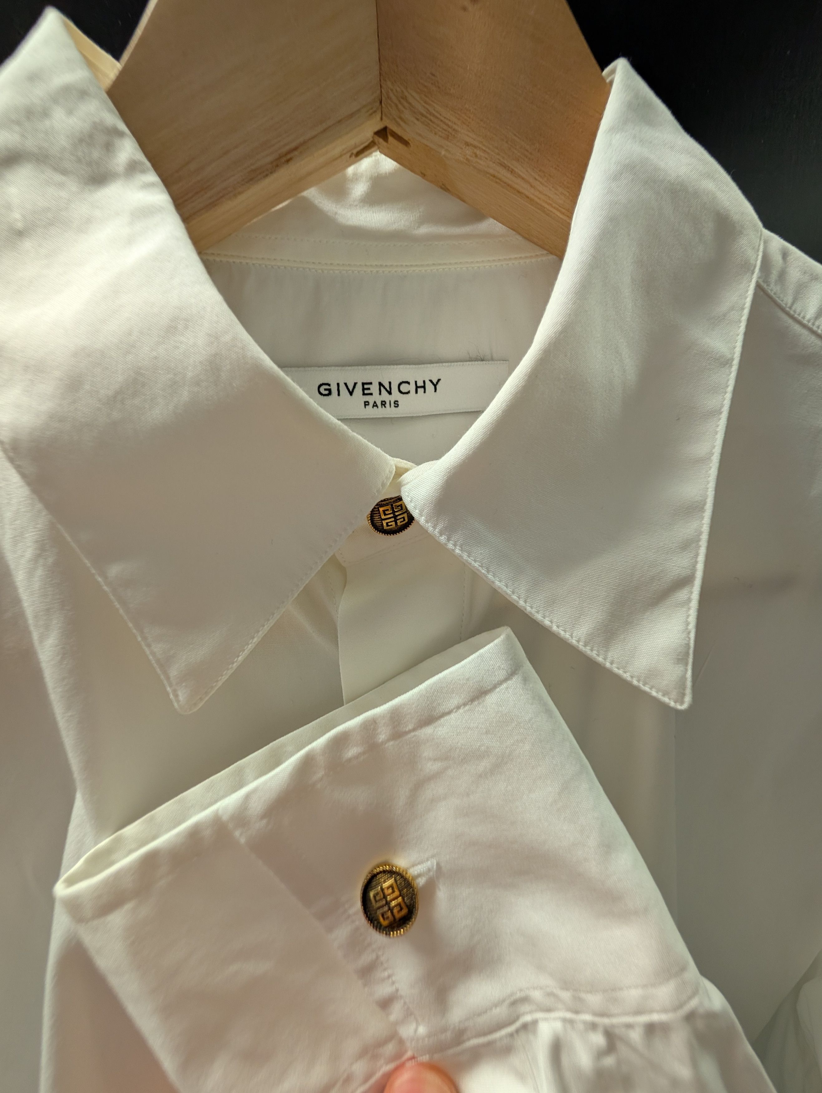 Givenchy Givenchy classic white shirt golden sleek logo Size US M / EU 48-50 / 2 - 2 Thumbnail