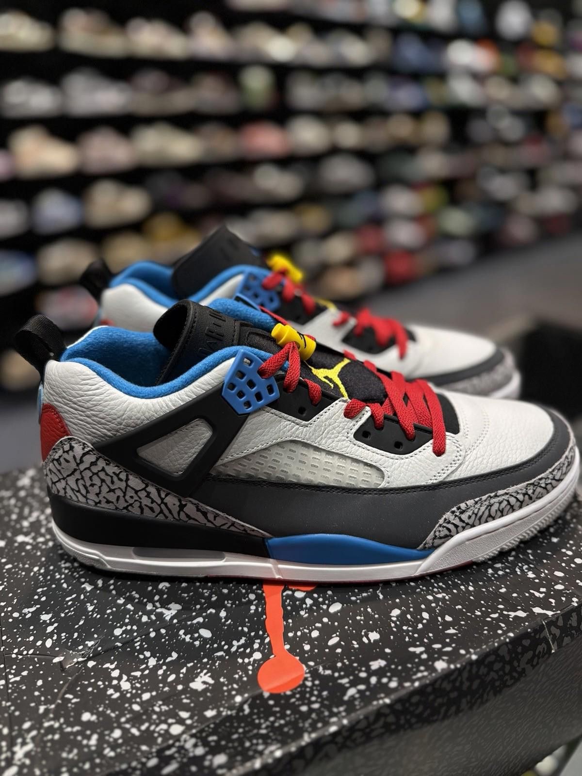 Nike Jordan Spizike Low Se Neutral Gray Men Size 13 Multicolor Size US 13 / EU 46 - 2 Thumbnail