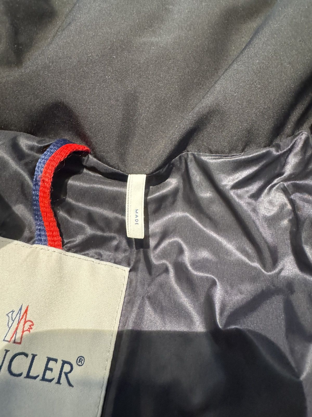 Moncler Moncler Hooded Short Down Jacket Size US L / EU 52-54 / 3 - 7 Thumbnail