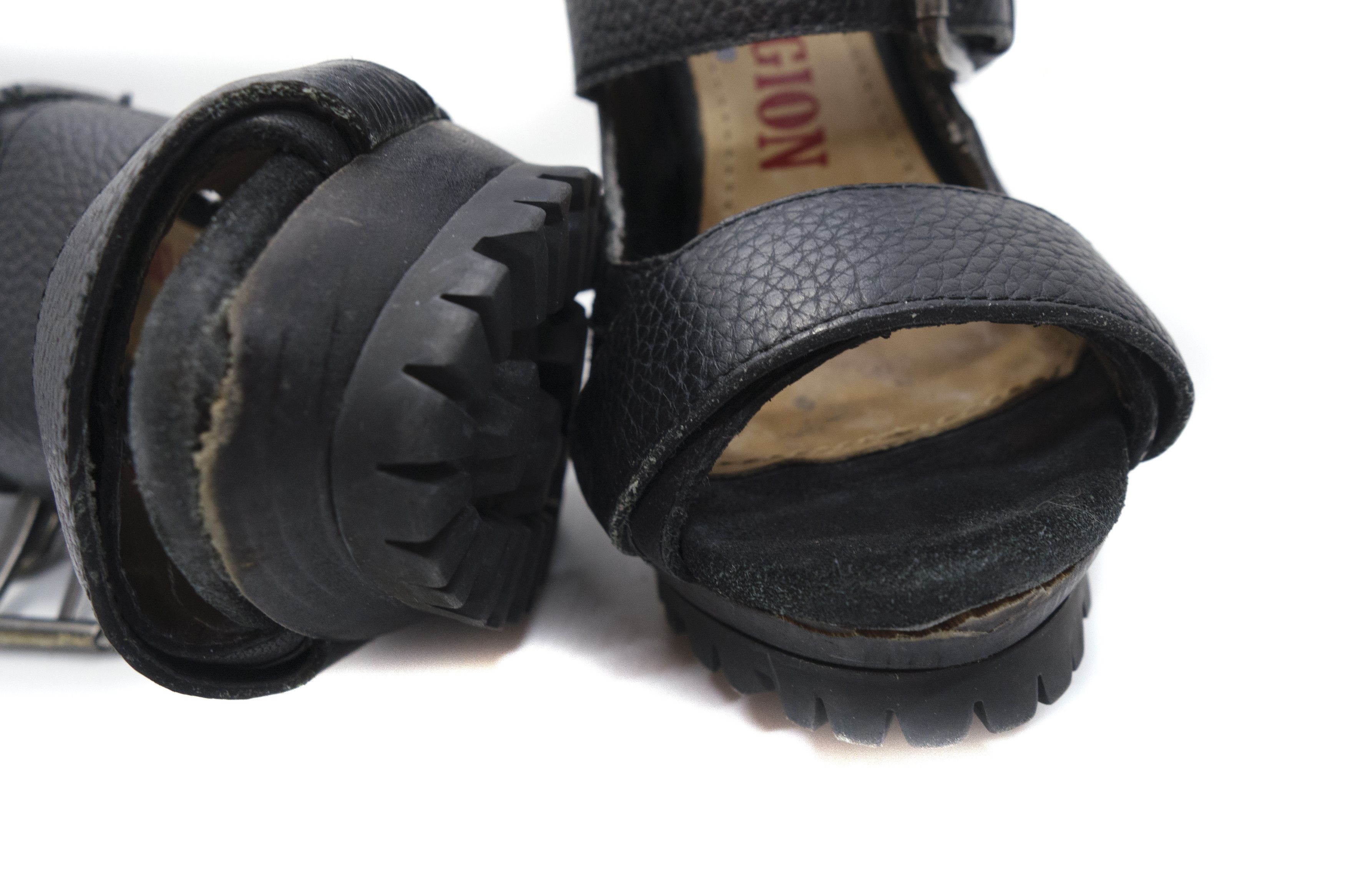 True Religion Avant Garde Massive Belted Heels Size US 6 / IT 36 - 7 Thumbnail