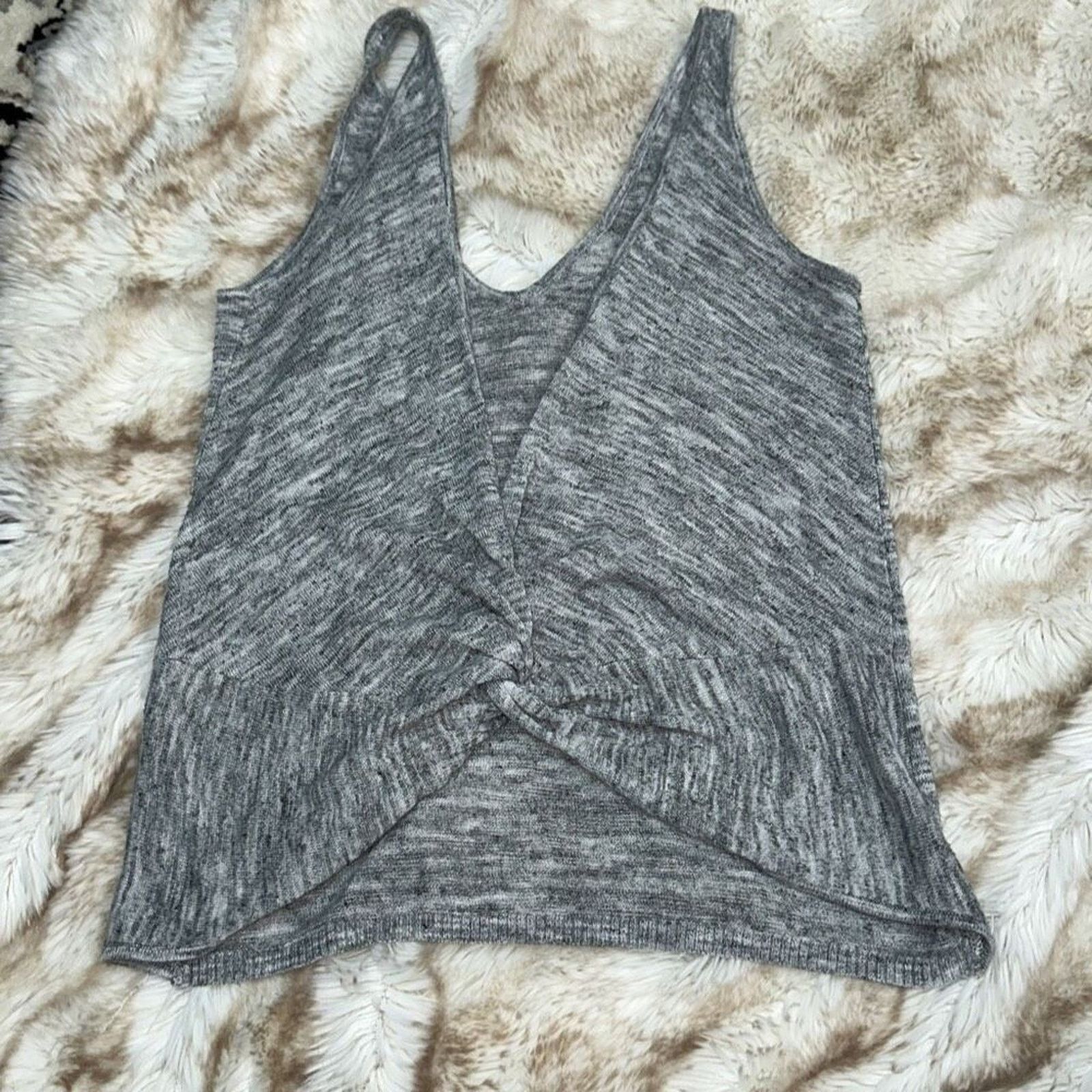 Lululemon Lululemon Knit Open Back Tank Top | Sz 4 (NO SIZE TAG) Size S / US 4 / IT 40 - 4 Thumbnail