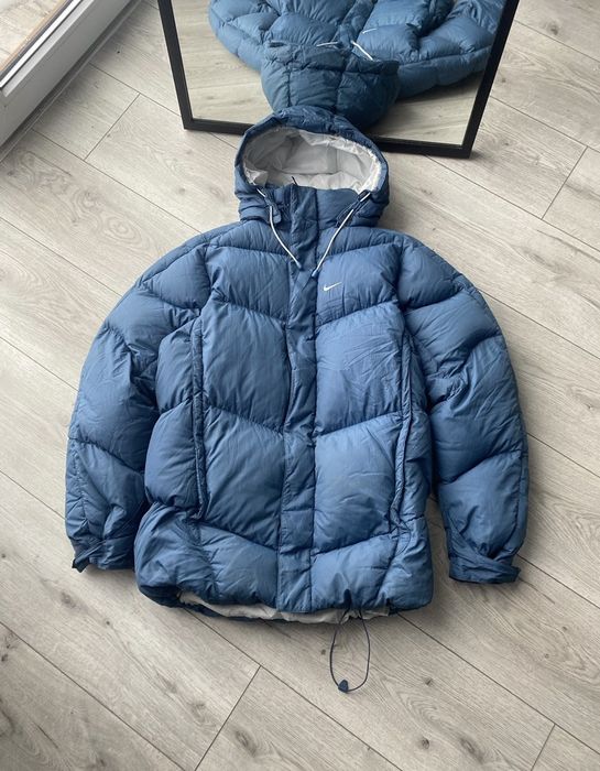 Baby blue outlet nike puffer jacket