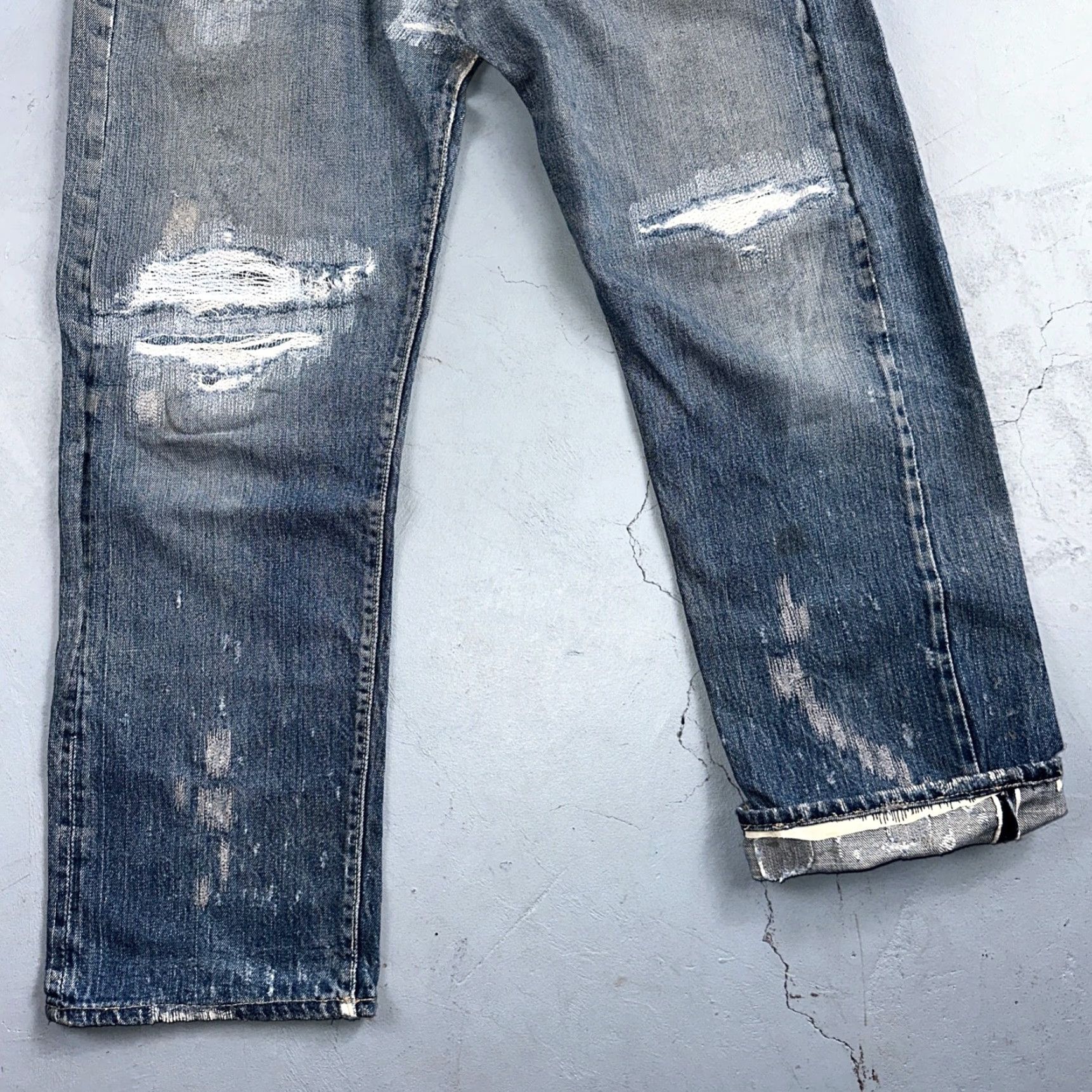 Levi's VINTAGE Levi's 501 XX Jeans Big E Redline Selvedge USA 1960s 66 Act 34x28 Blue Denim Jeans Men's Regular 34 Inseam Stonewash Distressed Button Fly Size US 34 / EU 50 - 3 Thumbnail