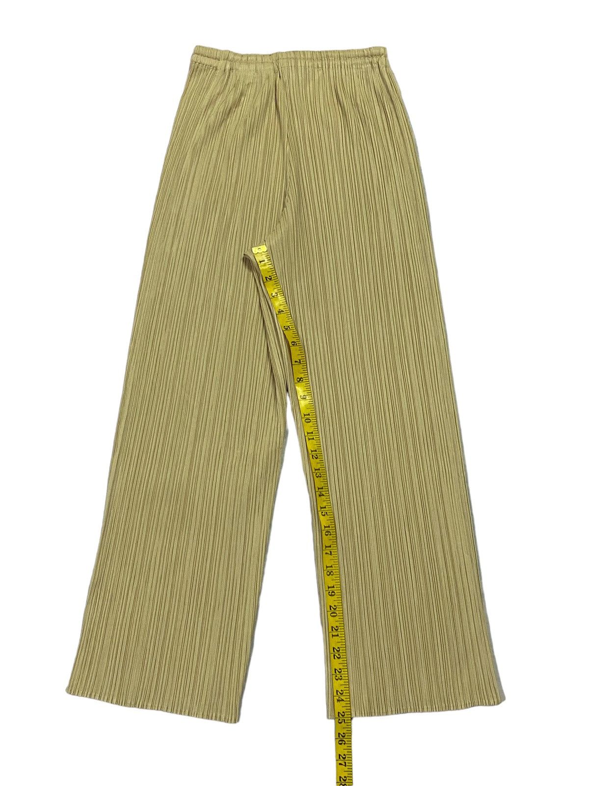 Issey Miyake Pleats Please “Issey Miyake” Pleated Trousers Size 26" / US 2 / IT 38 - 9 Thumbnail