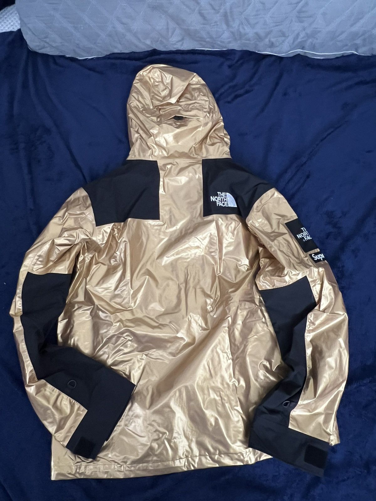 Supreme × The North Face Supreme x TNF Size US L / EU 52-54 / 3 - 6 Thumbnail