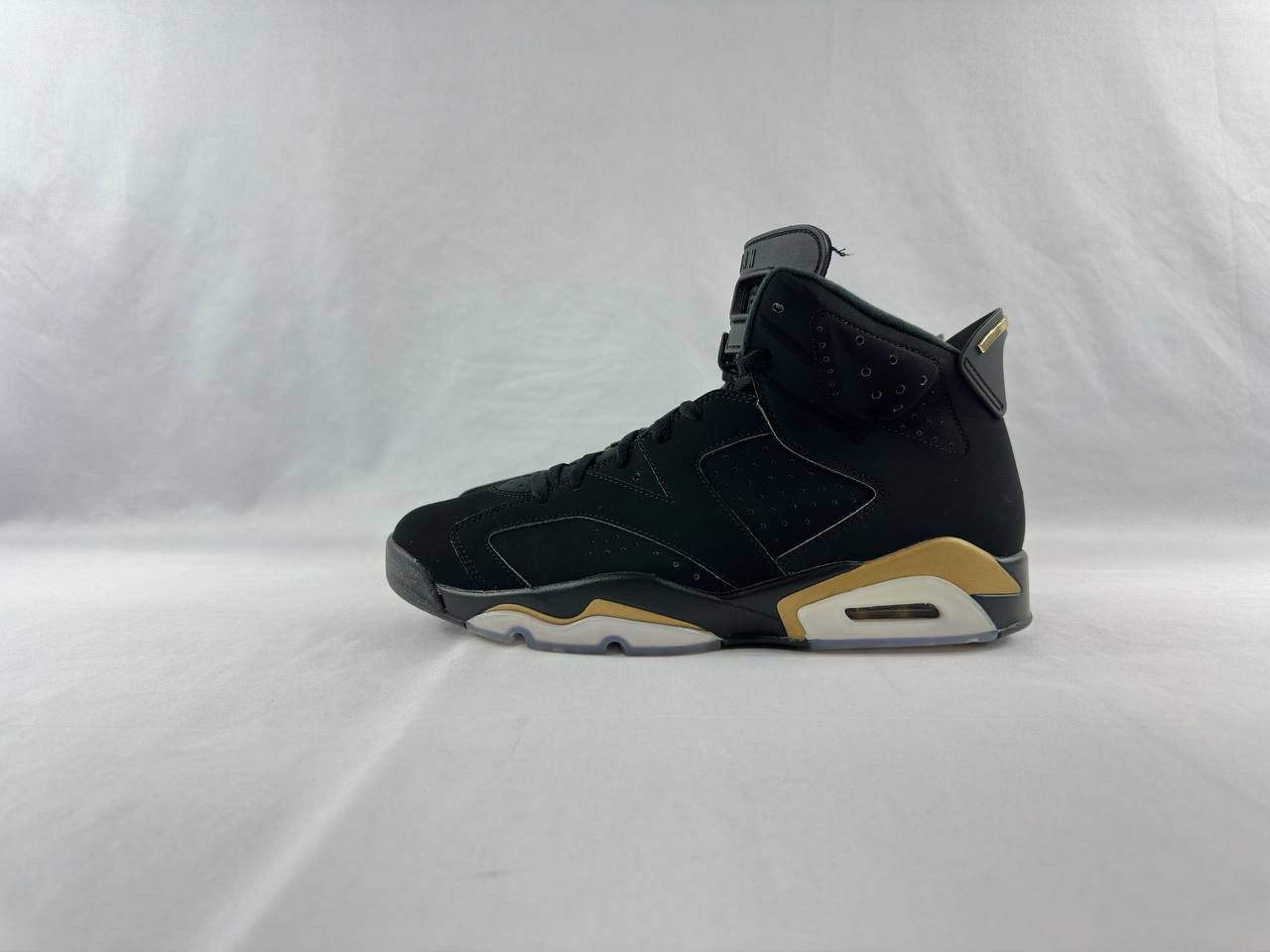 Nike Nike Air Jordan 6 Retro 'Defining Moments' 2020 CT4954-00 Size US 12 / EU 45 - 6 Thumbnail