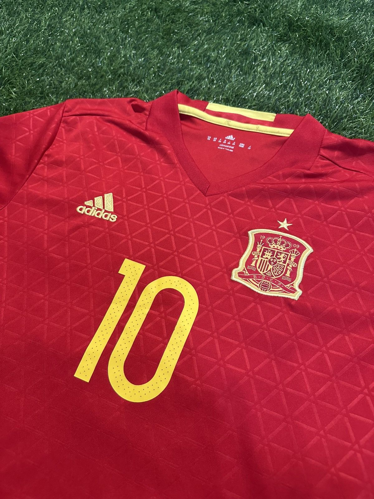 Other Soccer Spain Cesc Fabregas Euros Jersey Size 28 Size US M / EU 48-50 / 2 - 3 Thumbnail