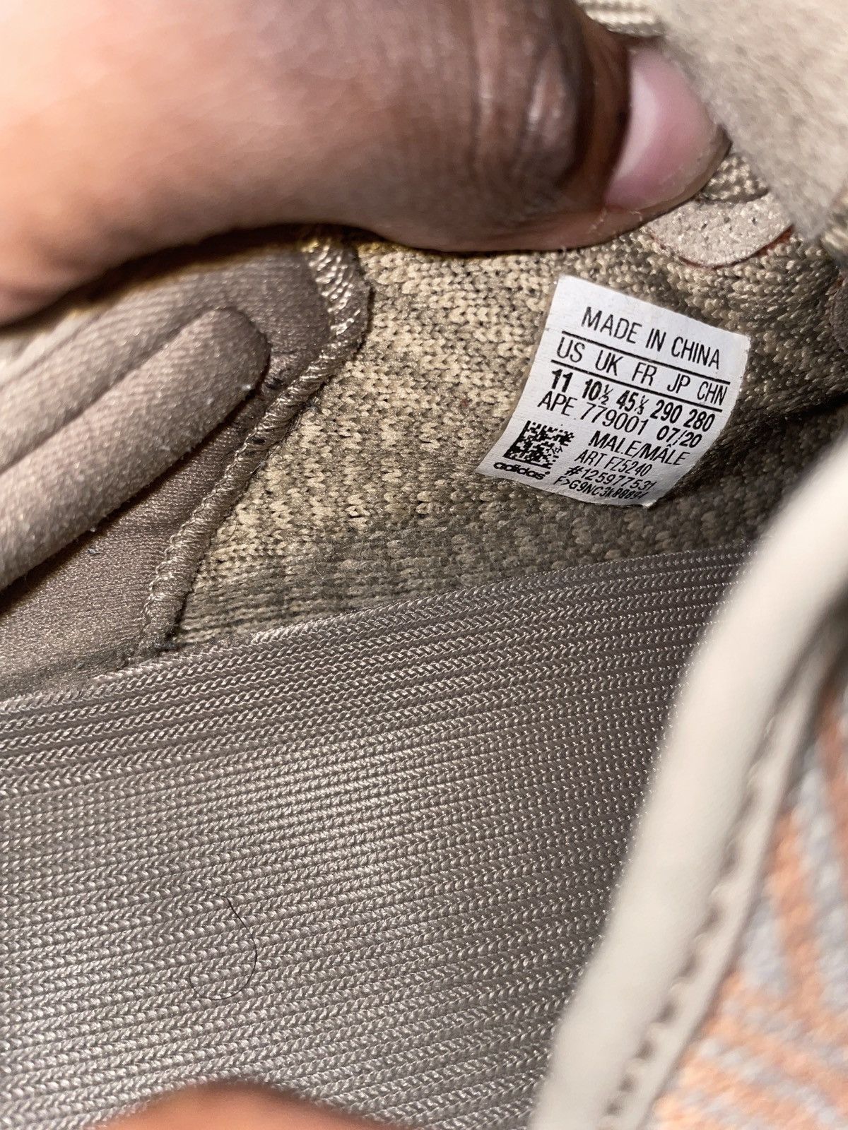 Yeezy Yeezy V2 Clay Size US 11 / EU 44 - 6 Thumbnail