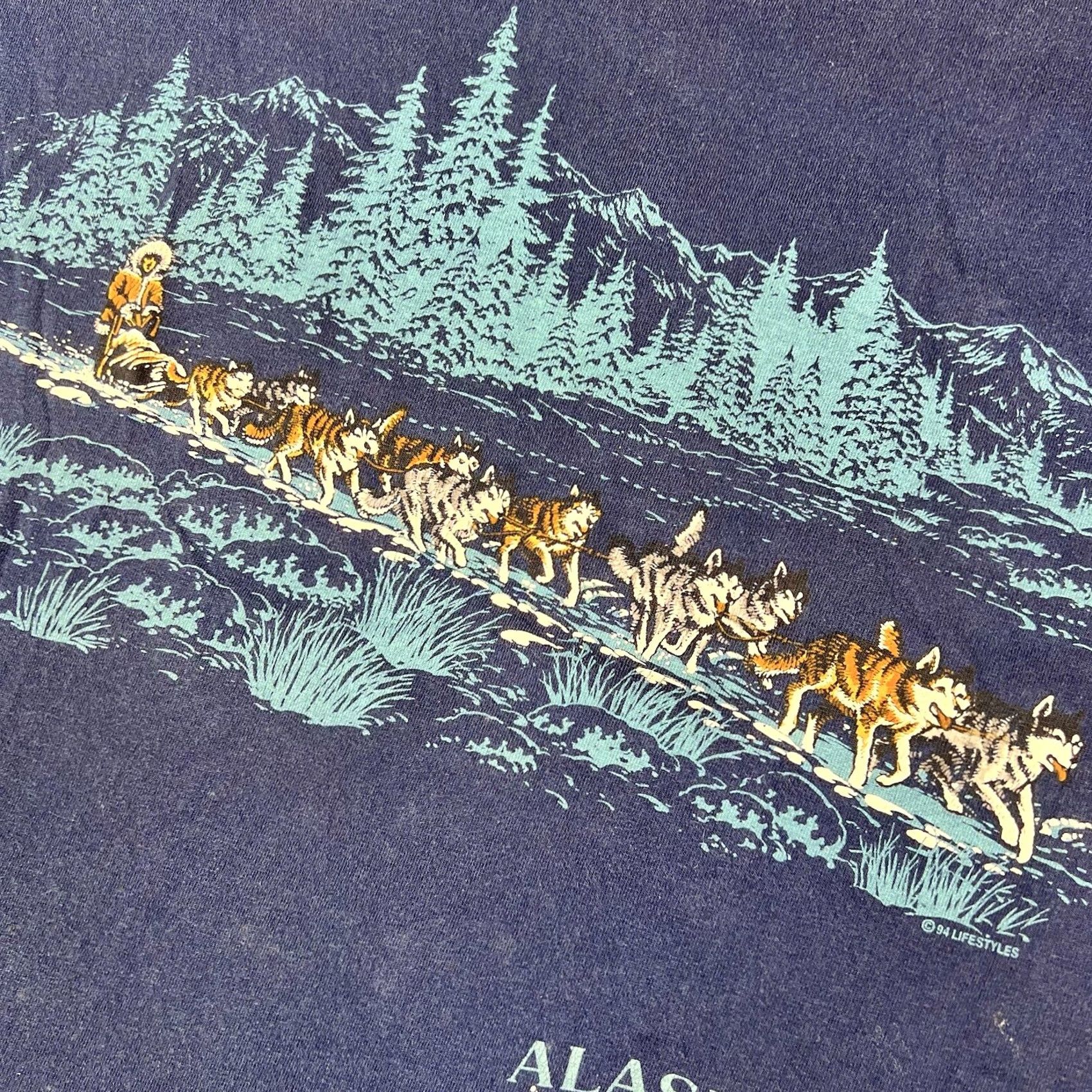 Hanes VINTAGE Hanes 2XL Graphic Tee Shirt Husky Sledding Alaska 90s Winter Dogs Blue Mens/Womens Size US XXL / EU 58 / 5 - 6 Thumbnail