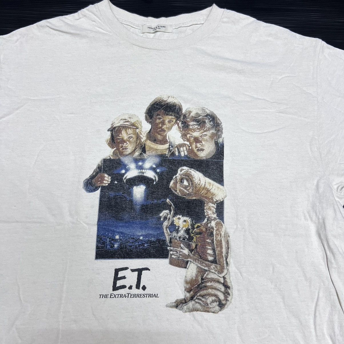 Vintage Vintage Movie ET The Extra Terrestrial Movie Alien Tee Size US L / EU 52-54 / 3 - 1 Thumbnail