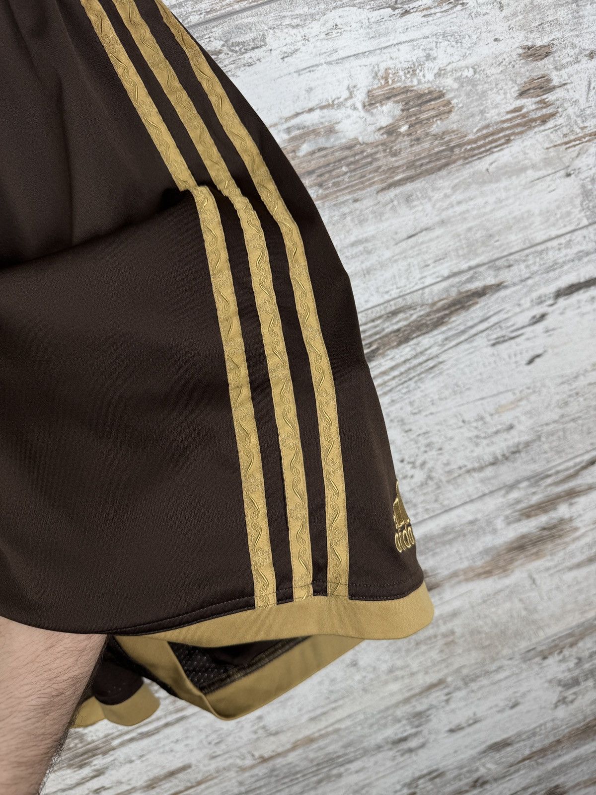 Adidas × Vintage Mens Vintage Adidas Bayern Munich FC soccer shorts training Size US 34 / EU 50 - 5 Thumbnail