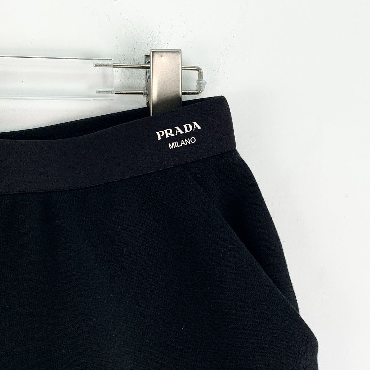 Prada Prada 23FW Black Logo Letter Printed Shorts K26WX Size 30" / US 8 / IT 44 - 3 Thumbnail