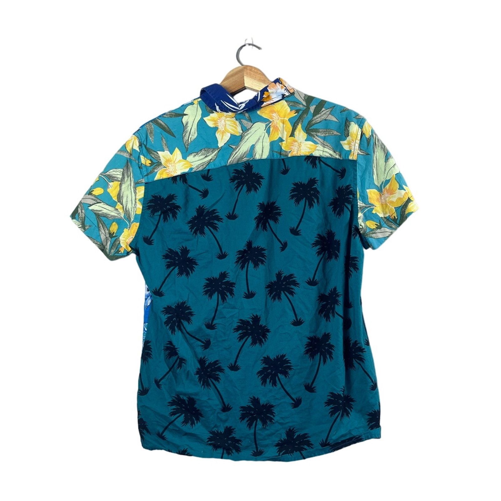 American Eagle Outfitters Men's American Eagle Button Front Hawaiian Shirt M Size US M / EU 48-50 / 2 - 3 Thumbnail