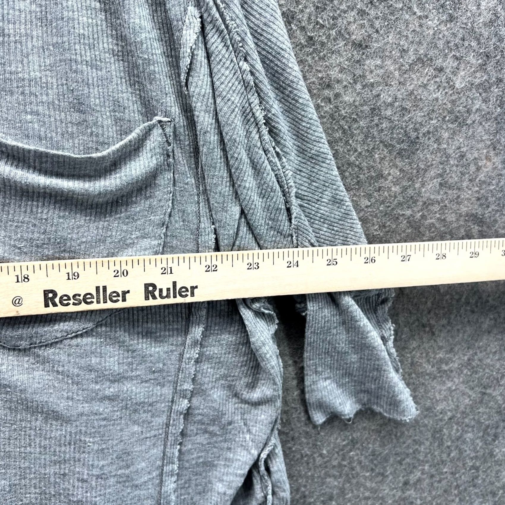 Free People Free People Shirt Women Medium Gray Oversized Thermal Long Sleeve V-Neck Shirt - Mens? Size M / US 6-8 / IT 42-44 - 7 Thumbnail