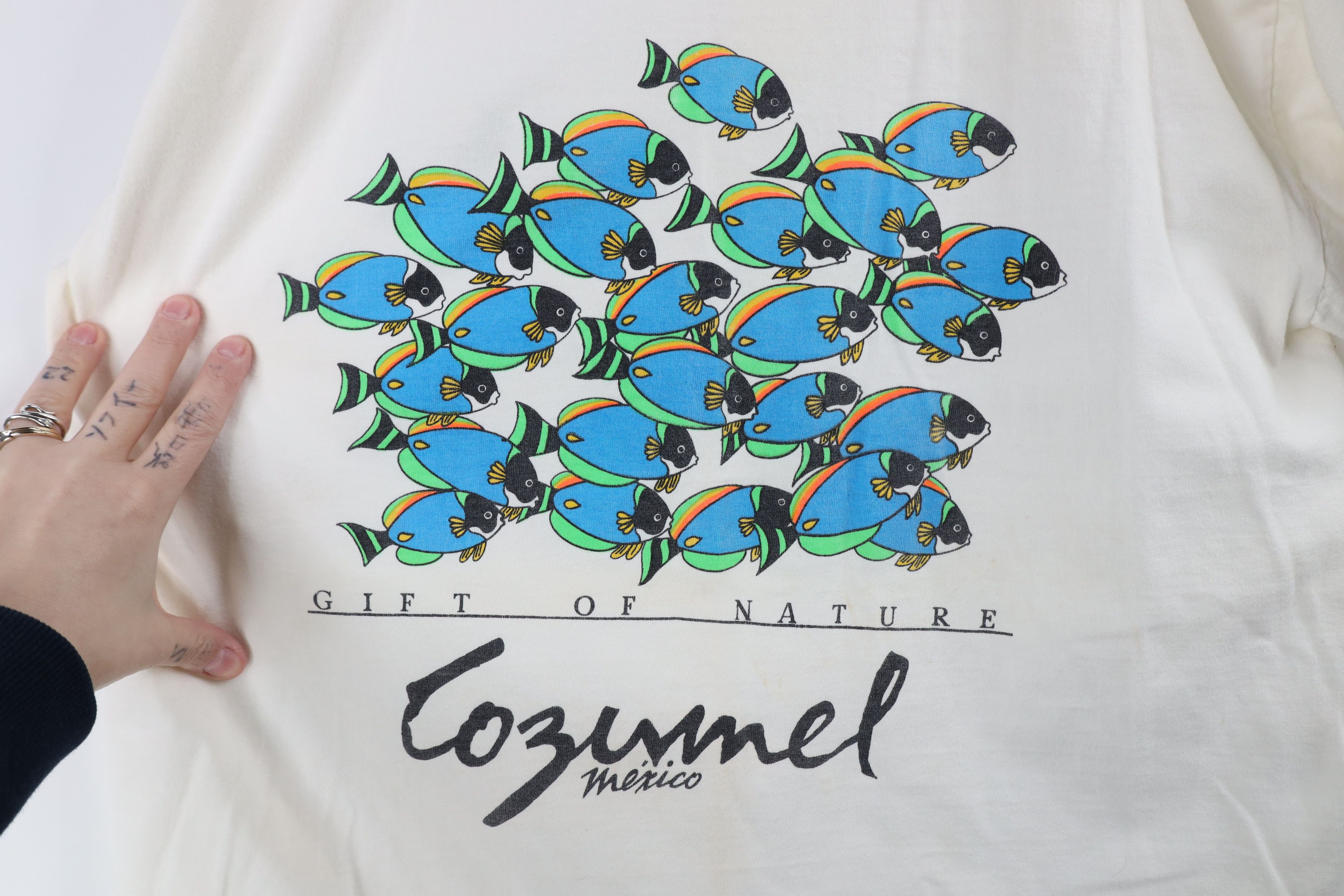 Vintage Vintage 90s Streetwear Nature Fish Cozumel Mexico T-Shirt Size US XXL / EU 58 / 5 - 4 Thumbnail