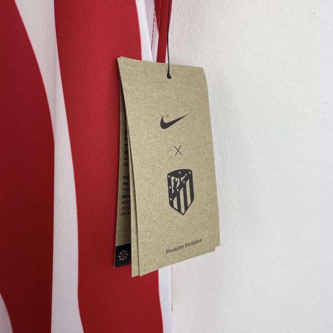 Nike Atletico Madrid Nike Home Jersey Shirt Men 2022/2023 sz XXL Size US XXL / EU 58 / 5 - 6 Thumbnail