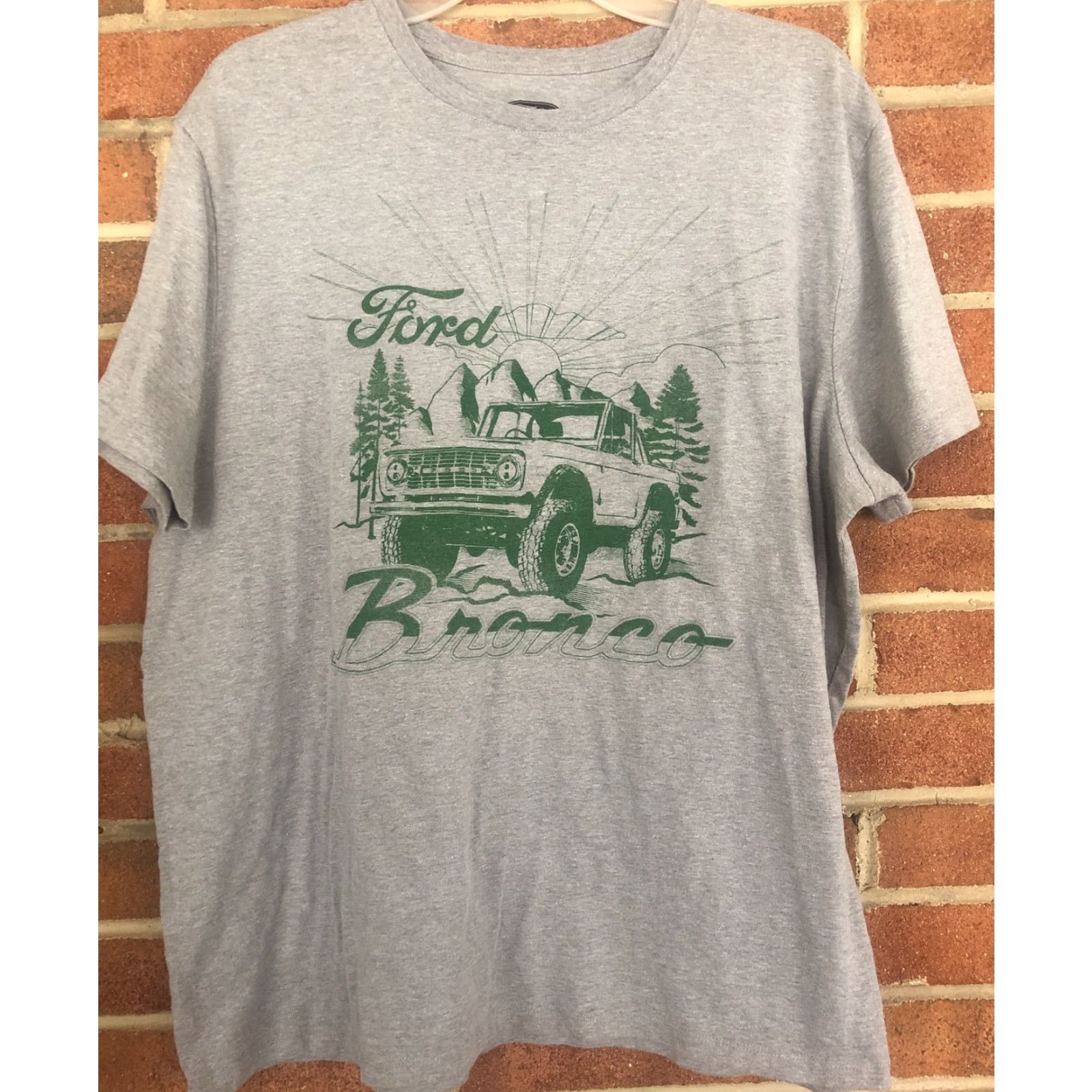 Ford Ford T-Shirt Graphic Print 4x4 Retro Look Gray XL Men Short Sleeve Size XL Size US XL / EU 56 / 4 - 2 Thumbnail