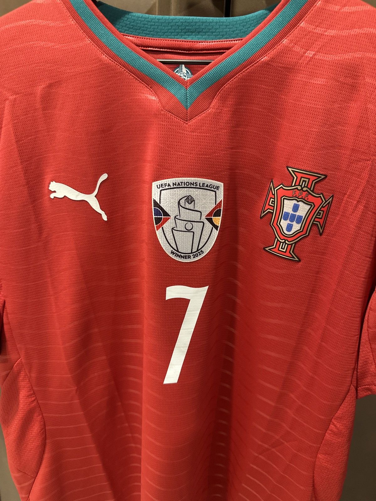Puma Portugal Ronaldo Jersey Size US L / EU 52-54 / 3 - 3 Thumbnail