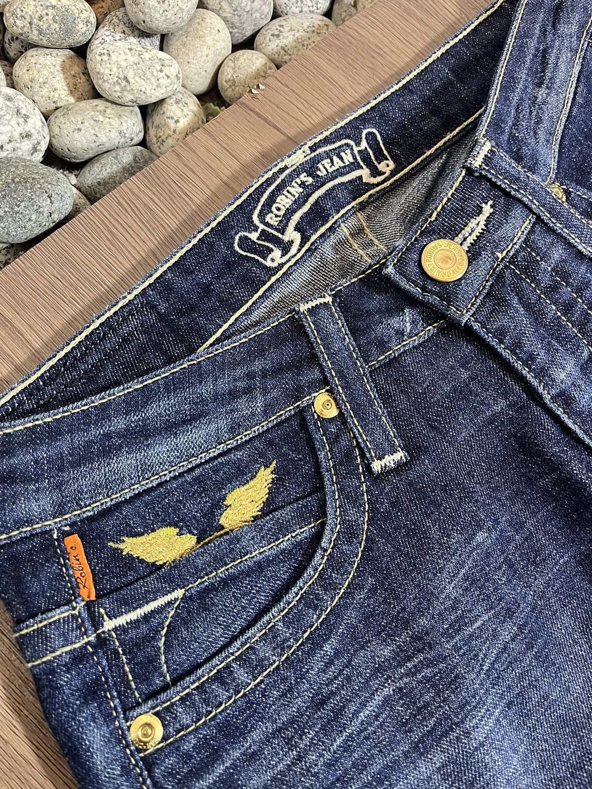 Robins Jeans Robins Jeans Y2K gold studded wing emboirdery Size US 27 - 6 Thumbnail