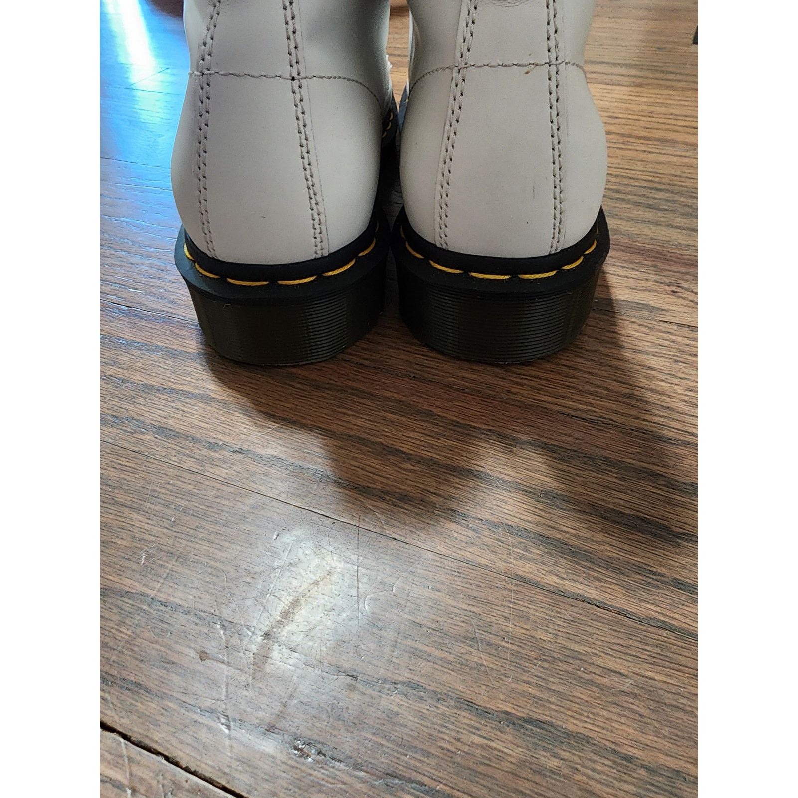 Dr. Martens Dr. Martens 1460 boots in white Size US 8 / IT 38 - 6 Thumbnail