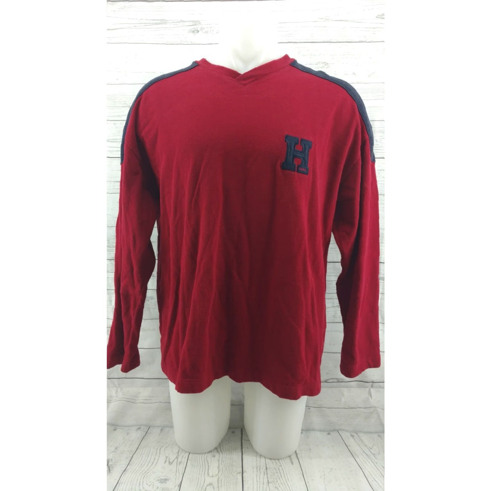 Tommy Hilfiger VINTAGE Tommy Hilfiger Sweater Spell Out Back Logo Red Blue Navy XL Crew Neck Mens Sweater Size US XL / EU 56 / 4 - 2 Thumbnail