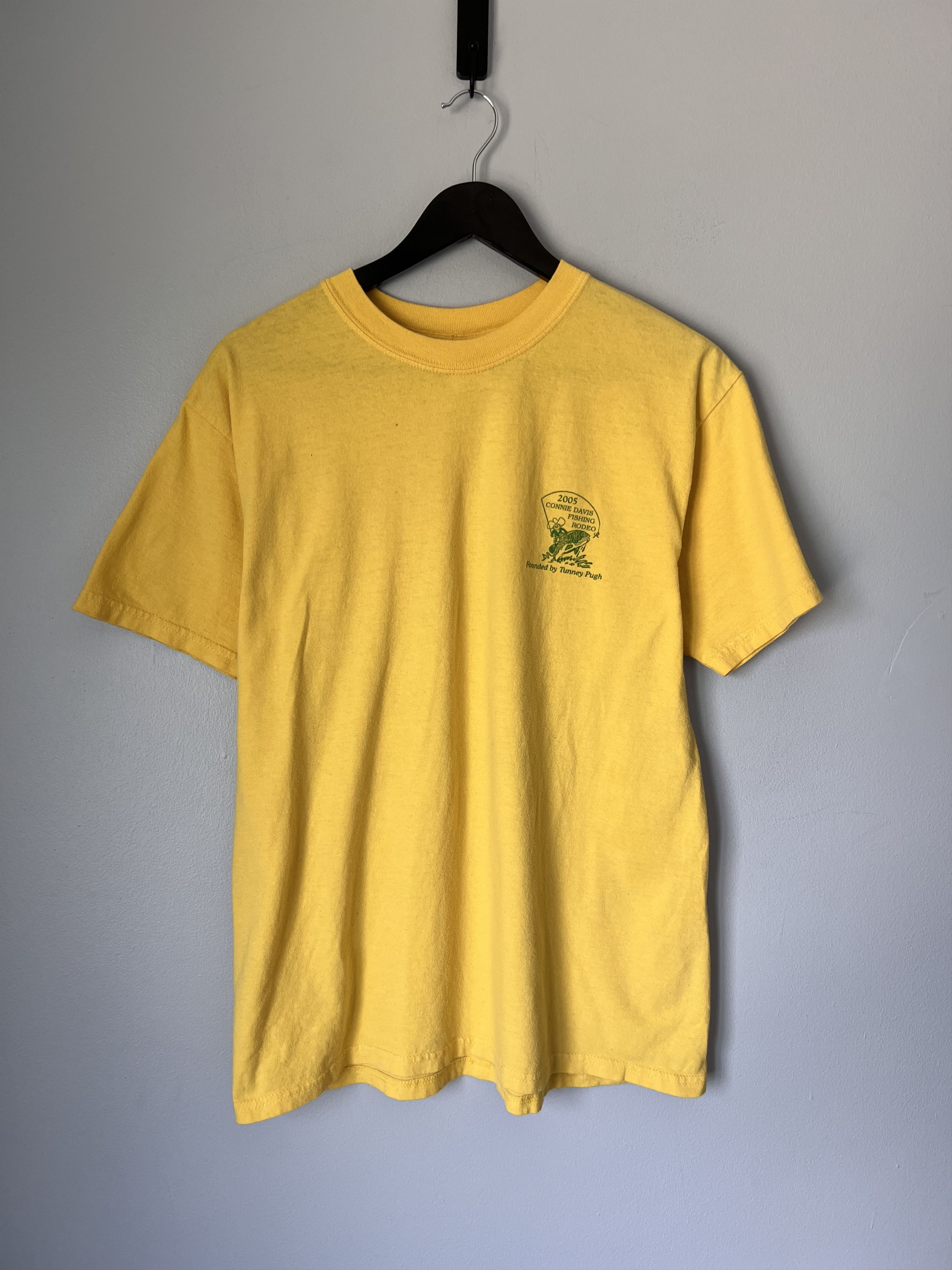 Vintage 2005 Connie Davis Fishing Rodeo Art Tee in Yellow Size US M / EU 48-50 / 2 - 3 Thumbnail