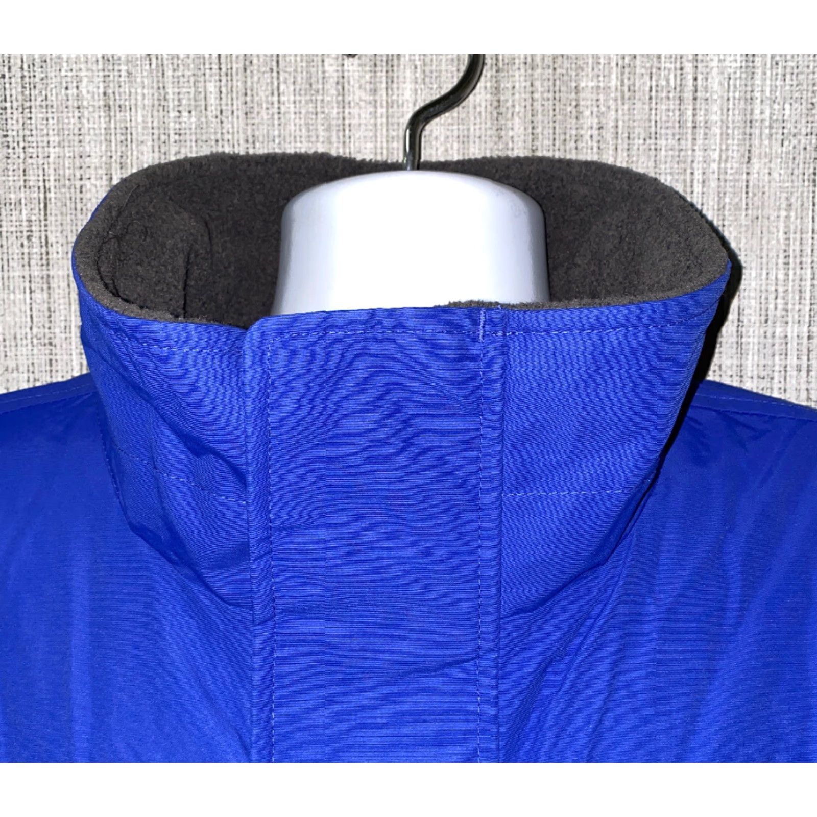 Lands' End Lands' End Mens Blue Fleece Lined Nylon Jacket XL Regular Full Zip Mens Casual EUC Size US XL / EU 56 / 4 - 3 Thumbnail