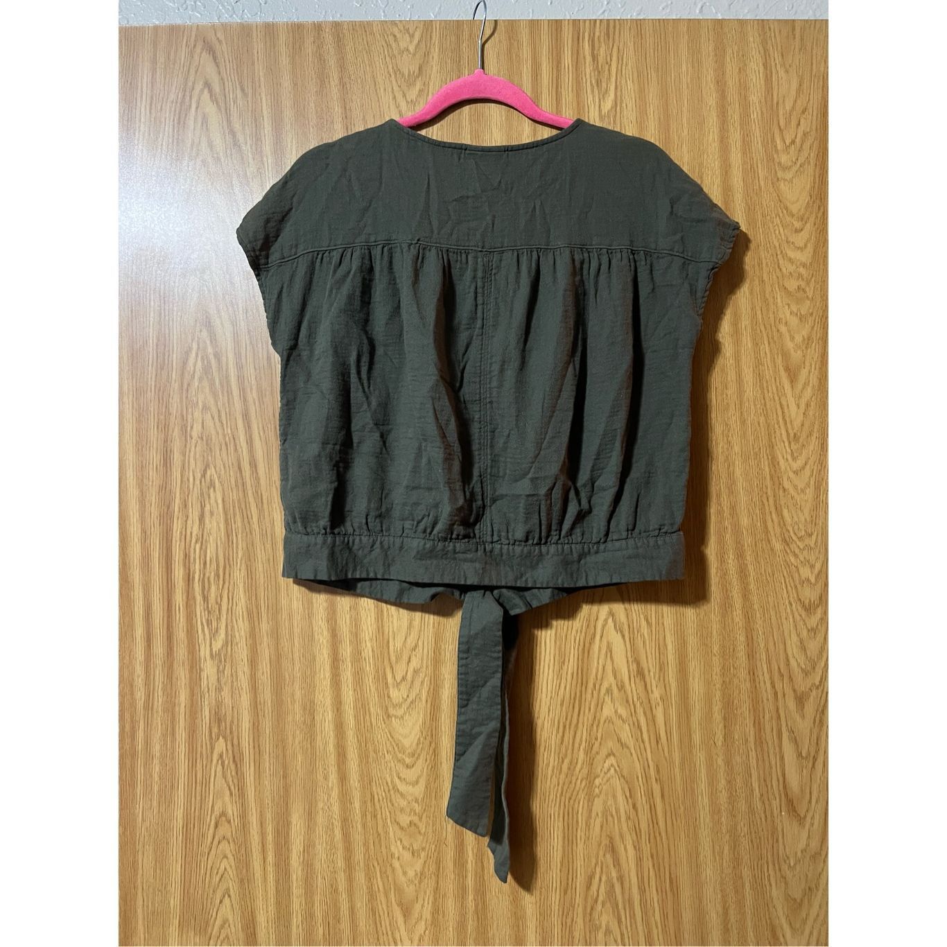 Other a.n.a Green Button Front Woman’s Short Sleeve Top Size Small Size S / US 4 / IT 40 - 9 Thumbnail