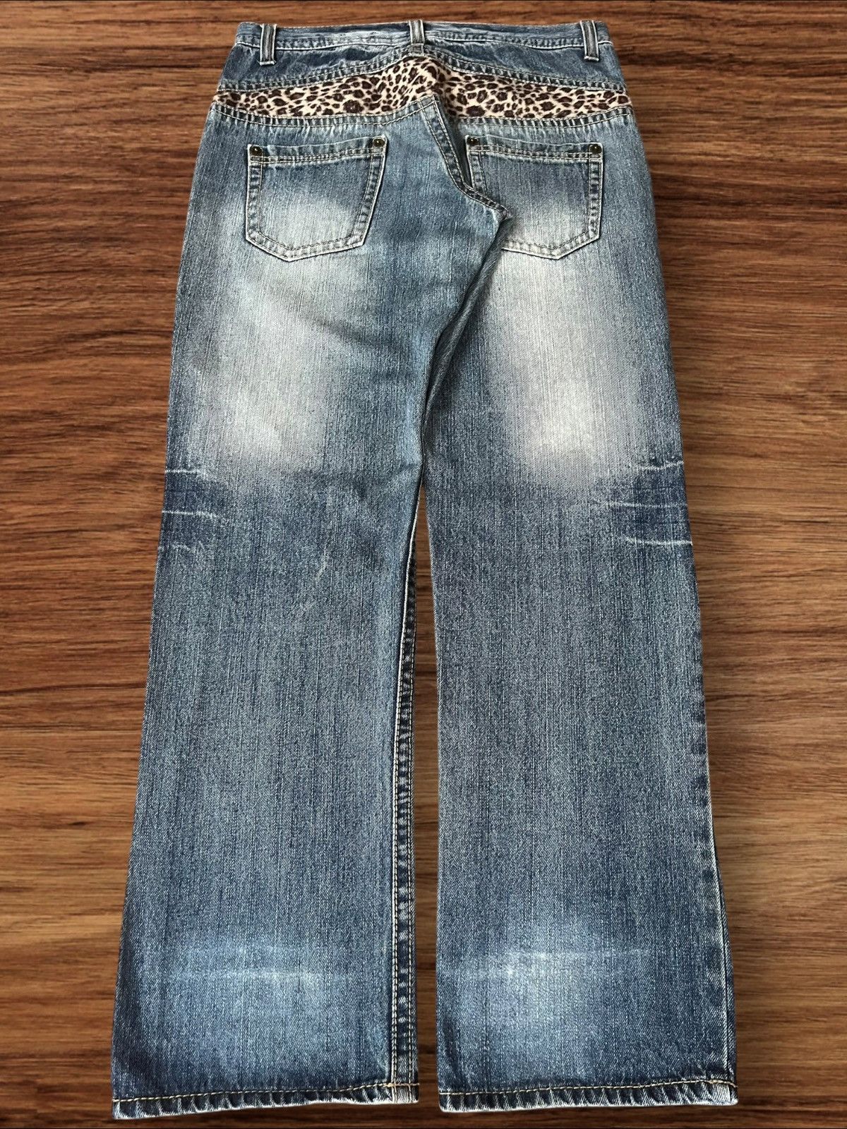 Hysteric Glamour × Japanese Brand Vintage Japanese Brand Blue Washed Distressed Leopard Jeans Size US 30 / EU 46 - 2 Thumbnail