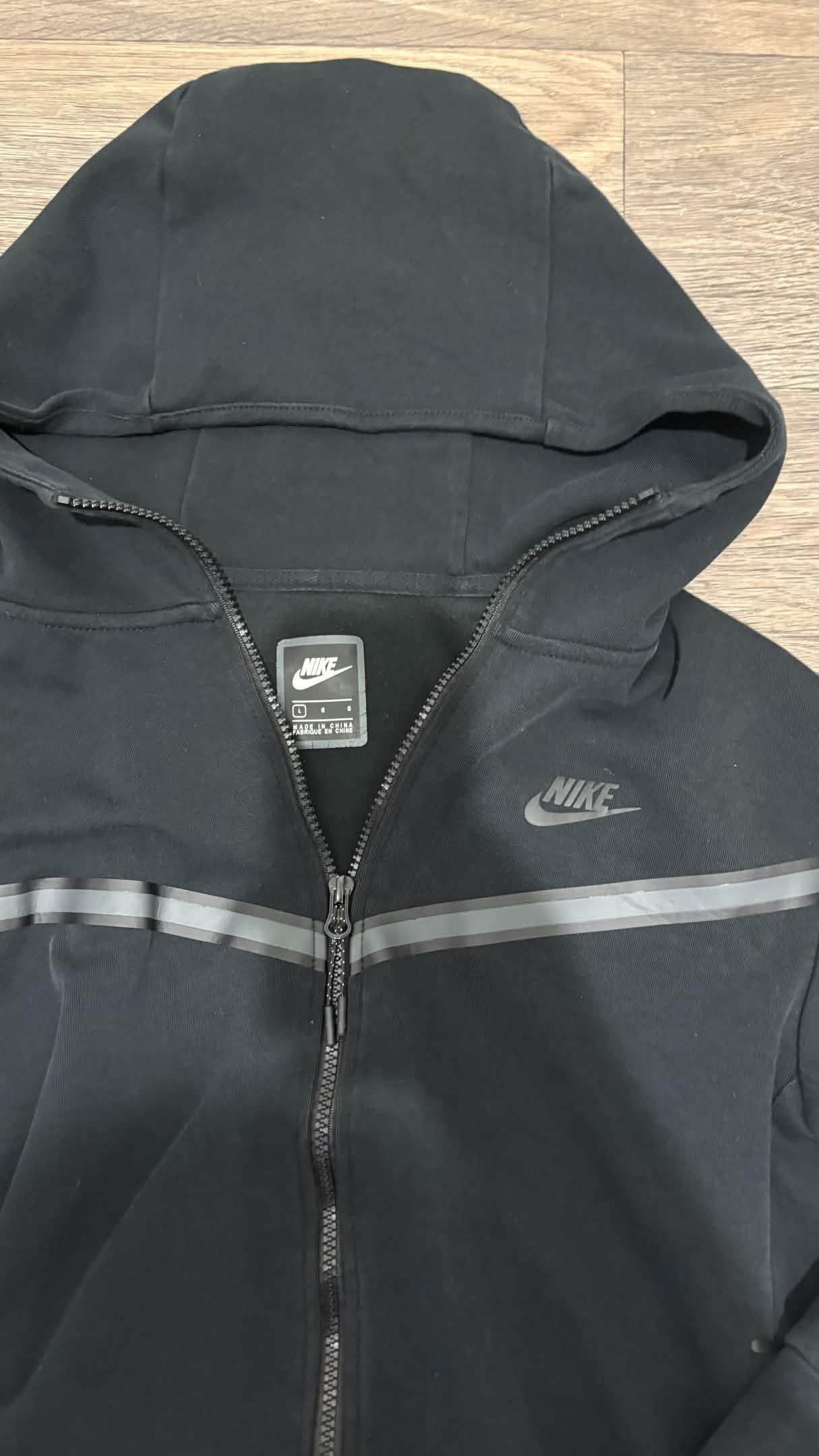 Nike black Nike Tech jacket Size US L / EU 52-54 / 3 - 2 Thumbnail