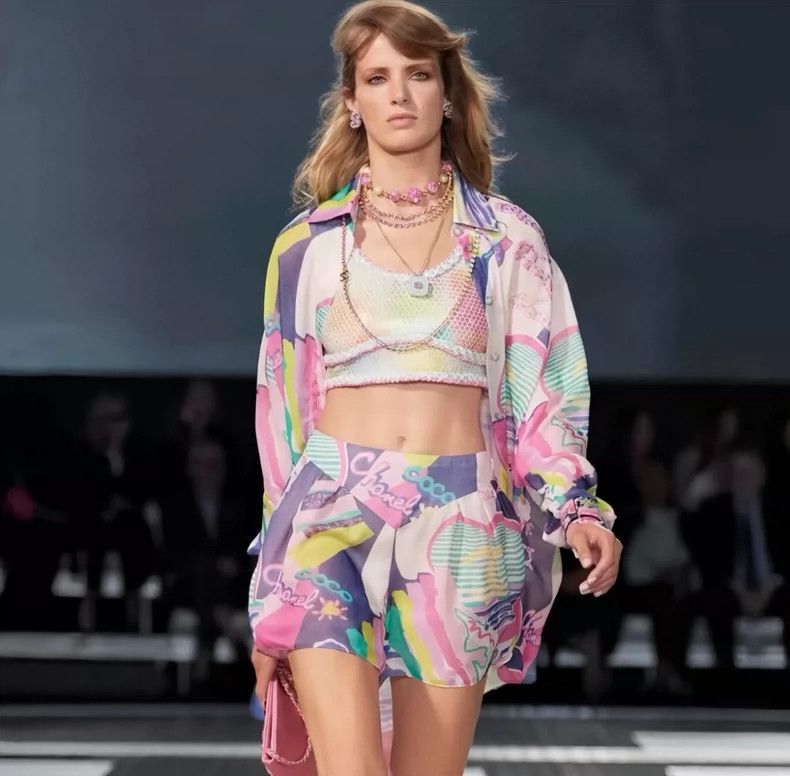 Chanel Chanel 24C colorful holiday-style silk skirt pants 2504-Nex Size 42" / US 20 - 9 Thumbnail
