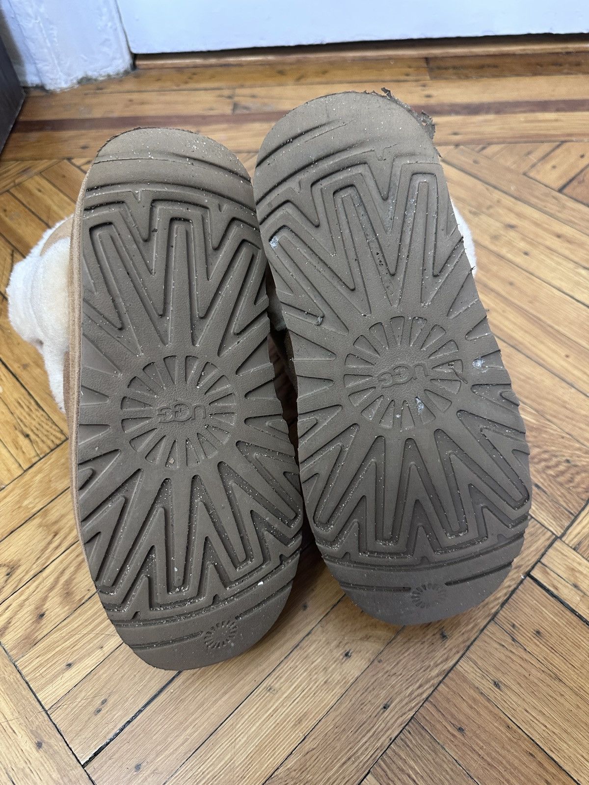Ugg UGG Classic Chillapeak Boot in Chestnut Size US 8 / IT 38 - 7 Thumbnail